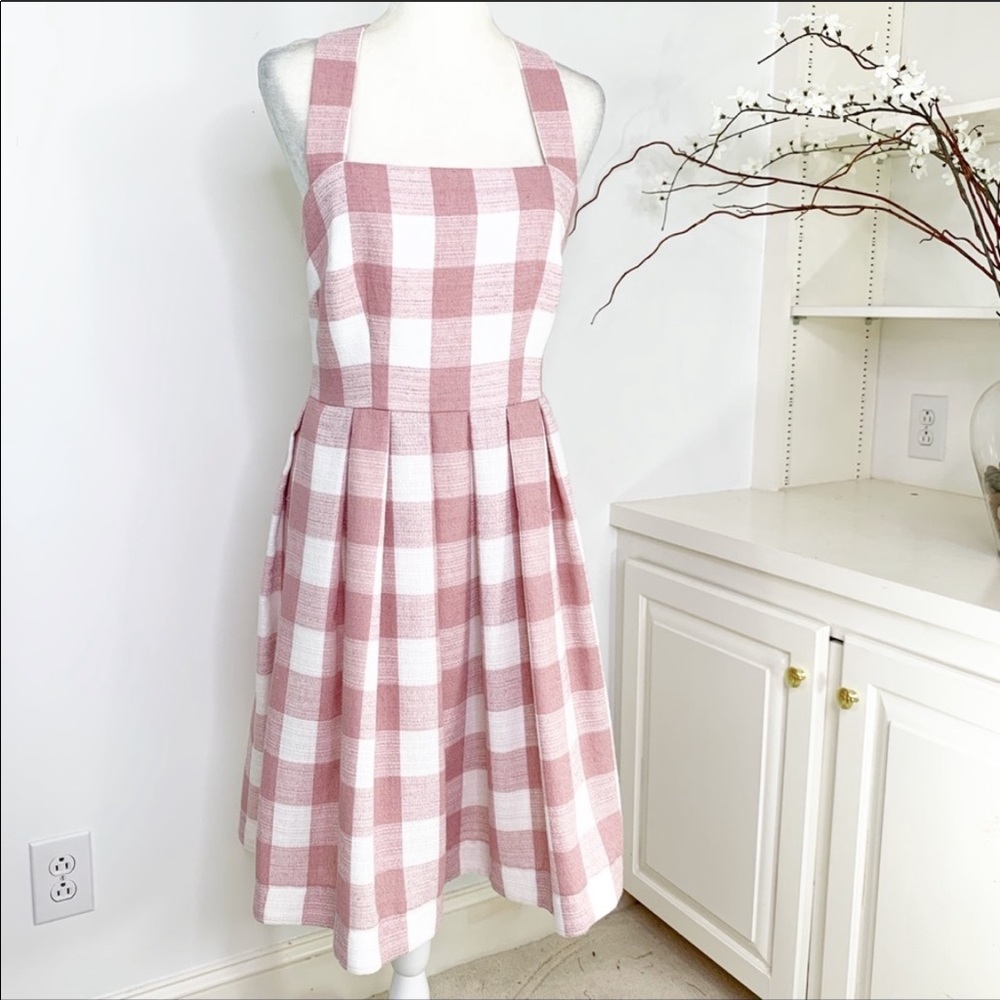 Gal Meets Glam Polly Cross Back Pleated Dress 8